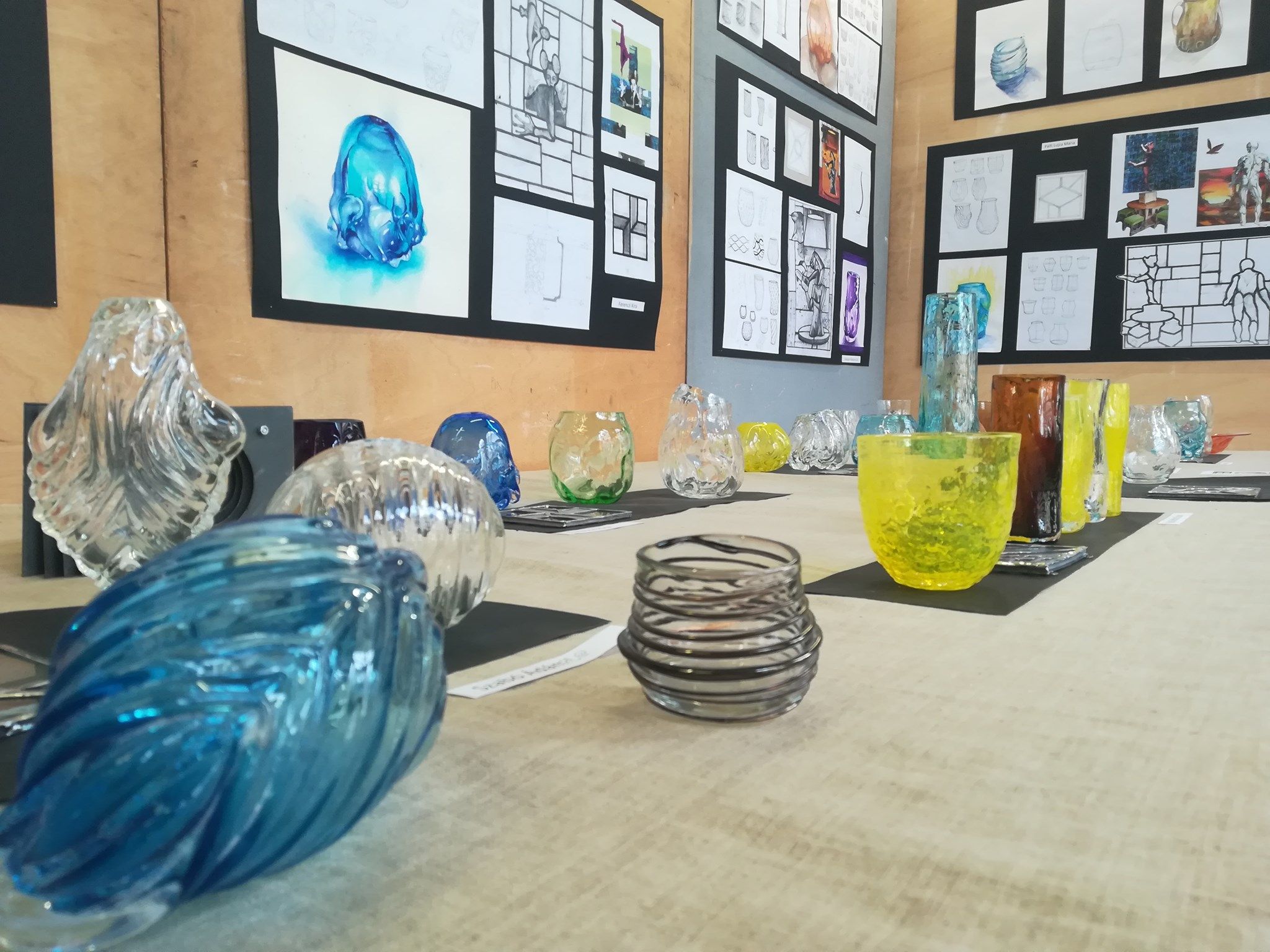 Az üveg szak 70 éve